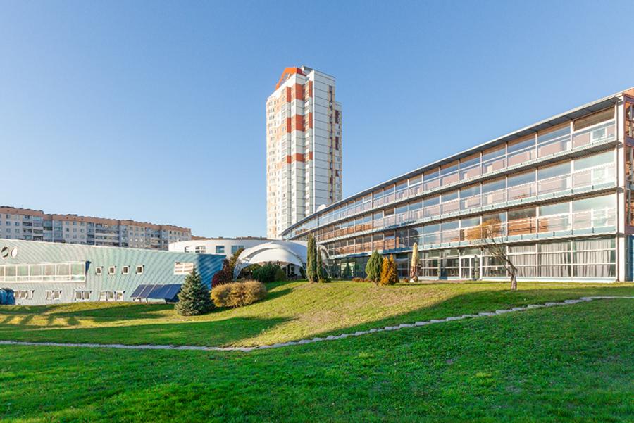 Ibb Hotel Minsk Exterior photo